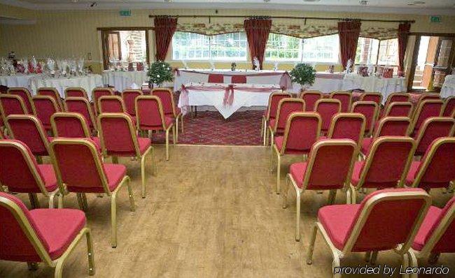 Cedar Tree Hotel Rugeley Esterno foto
