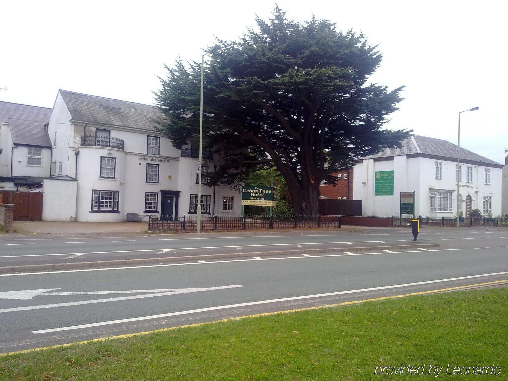 Cedar Tree Hotel Rugeley Esterno foto
